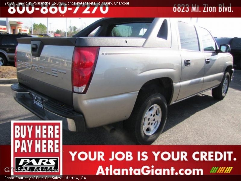 Light Pewter Metallic / Dark Charcoal 2003 Chevrolet Avalanche 1500