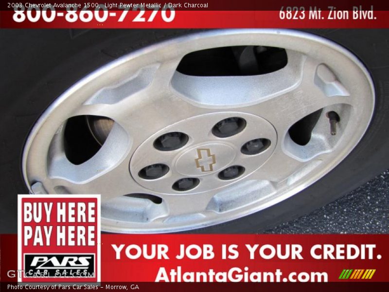 Light Pewter Metallic / Dark Charcoal 2003 Chevrolet Avalanche 1500