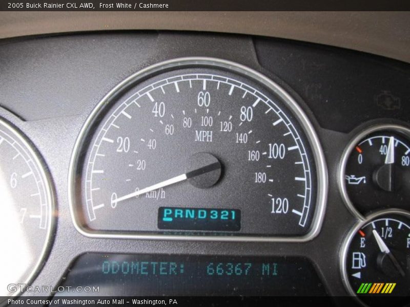 Frost White / Cashmere 2005 Buick Rainier CXL AWD