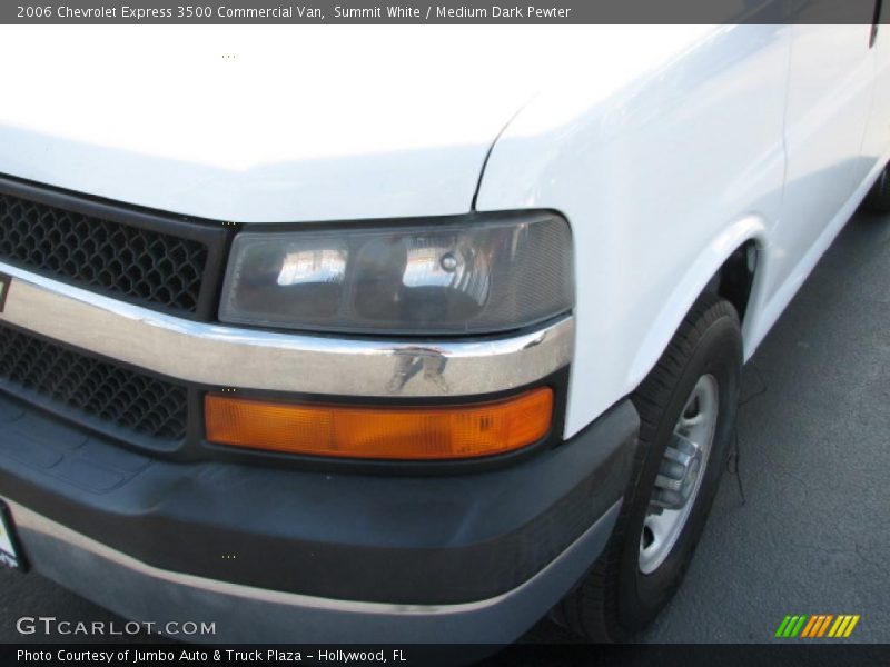 Summit White / Medium Dark Pewter 2006 Chevrolet Express 3500 Commercial Van