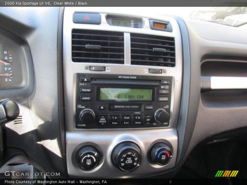 Controls of 2006 Sportage LX V6