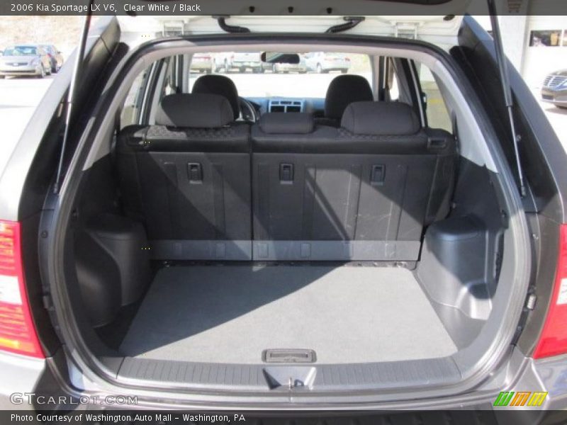  2006 Sportage LX V6 Trunk