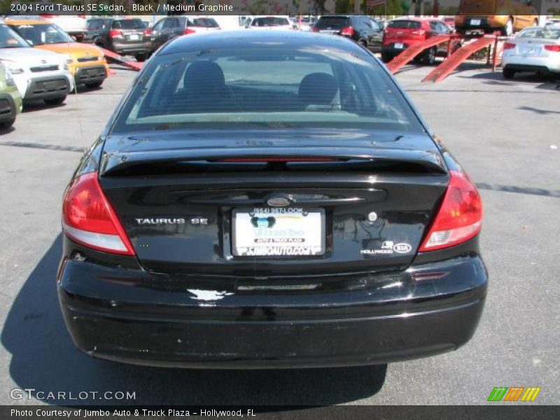 Black / Medium Graphite 2004 Ford Taurus SE Sedan