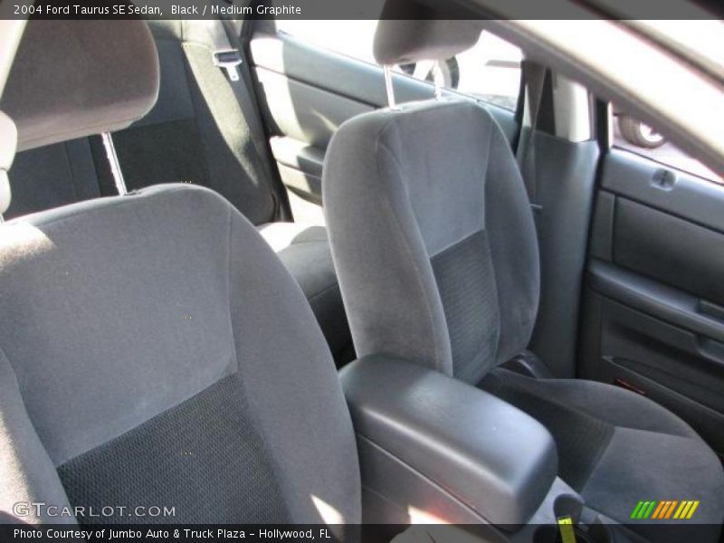 Black / Medium Graphite 2004 Ford Taurus SE Sedan
