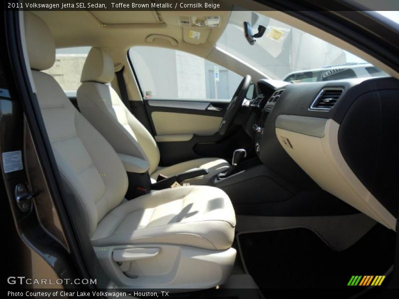 Toffee Brown Metallic / Cornsilk Beige 2011 Volkswagen Jetta SEL Sedan