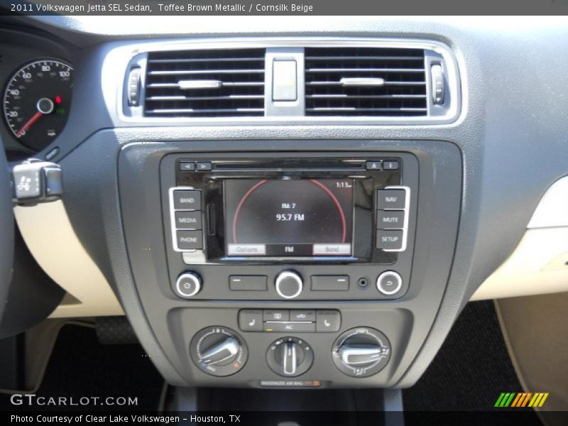 Toffee Brown Metallic / Cornsilk Beige 2011 Volkswagen Jetta SEL Sedan