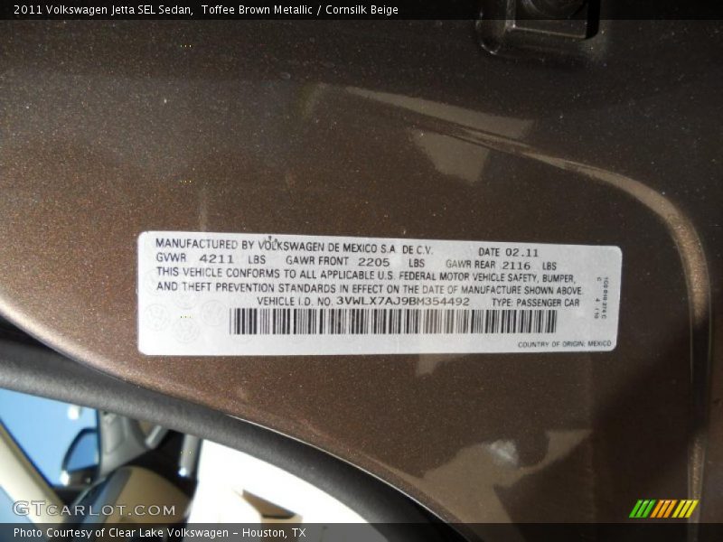Toffee Brown Metallic / Cornsilk Beige 2011 Volkswagen Jetta SEL Sedan