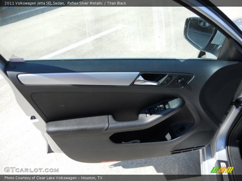 Reflex Silver Metallic / Titan Black 2011 Volkswagen Jetta SEL Sedan