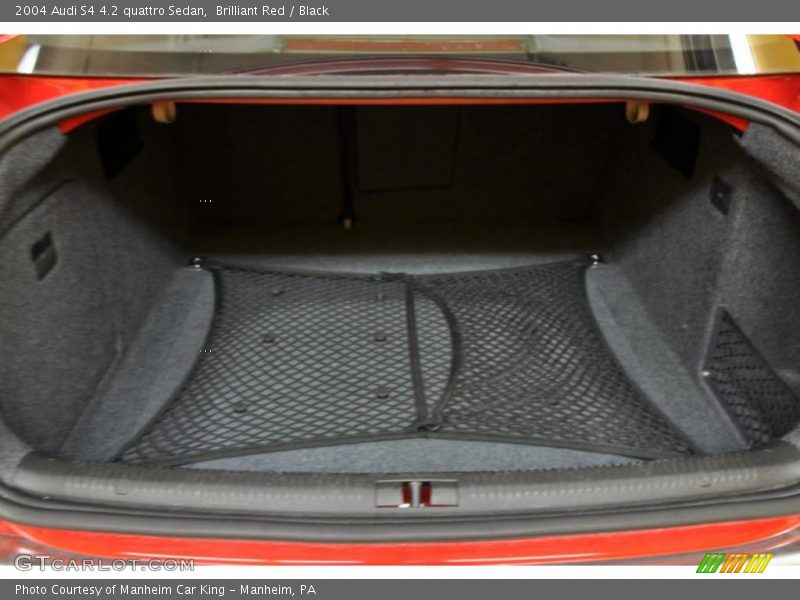  2004 S4 4.2 quattro Sedan Trunk