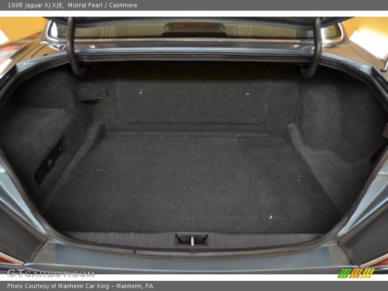  1998 XJ XJ8 Trunk