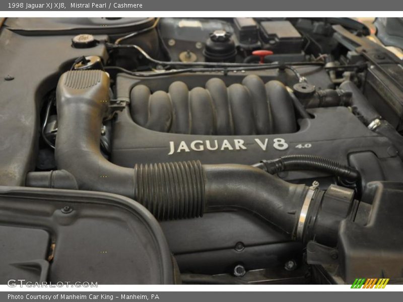  1998 XJ XJ8 Engine - 4.0 Liter DOHC 32-Valve V8