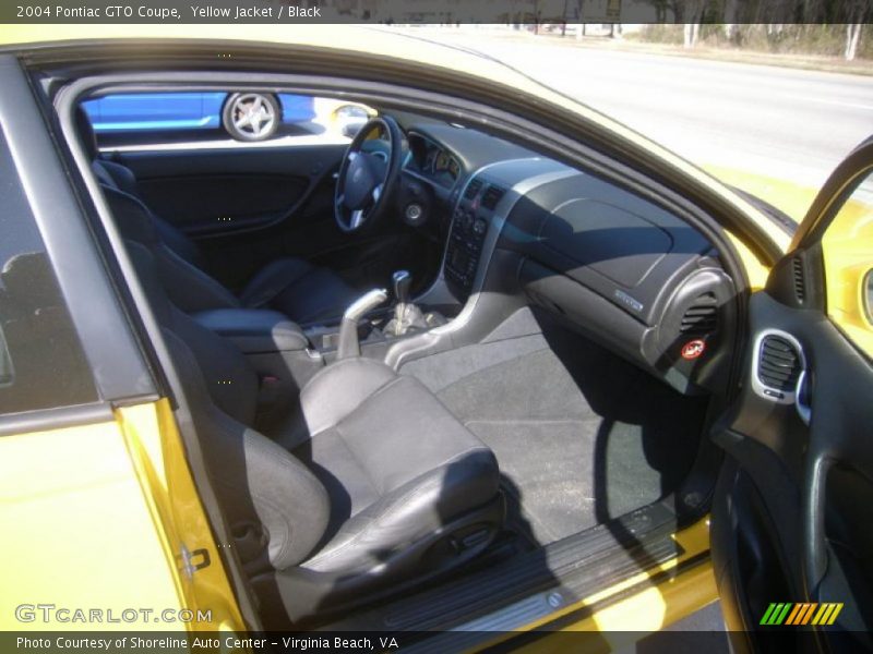 Yellow Jacket / Black 2004 Pontiac GTO Coupe