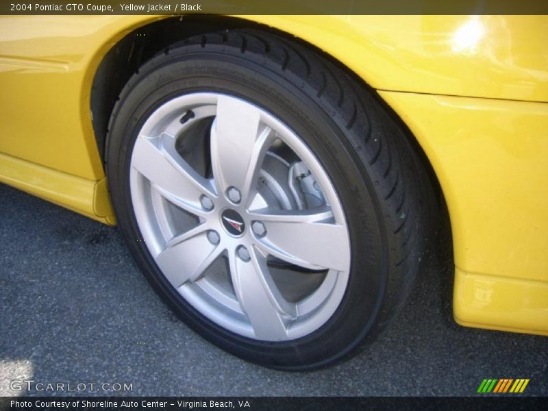 Yellow Jacket / Black 2004 Pontiac GTO Coupe