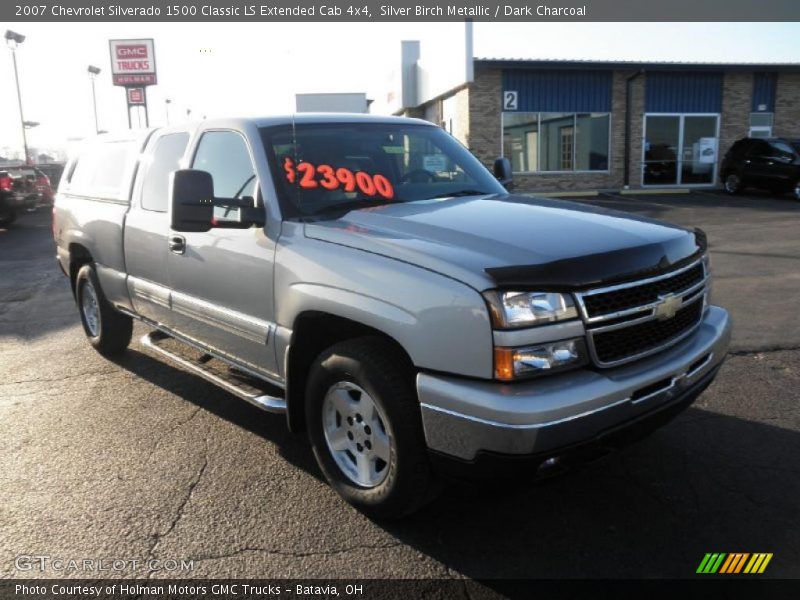 Silver Birch Metallic / Dark Charcoal 2007 Chevrolet Silverado 1500 Classic LS Extended Cab 4x4