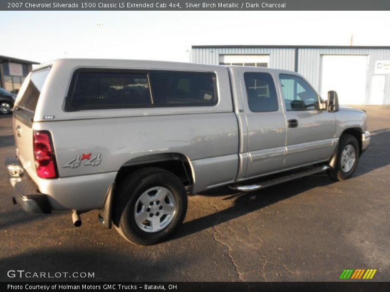 Silver Birch Metallic / Dark Charcoal 2007 Chevrolet Silverado 1500 Classic LS Extended Cab 4x4