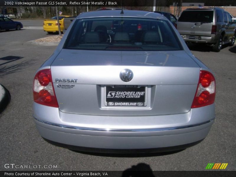 Reflex Silver Metallic / Black 2002 Volkswagen Passat GLS Sedan