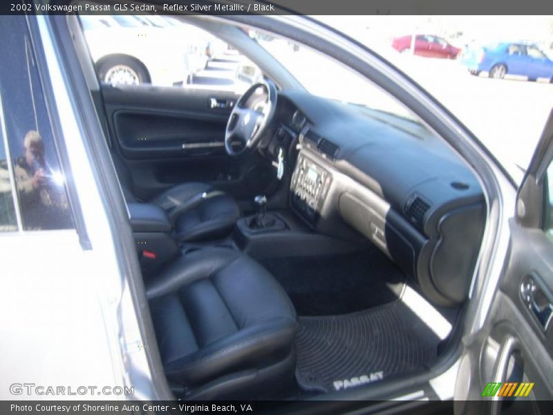 Reflex Silver Metallic / Black 2002 Volkswagen Passat GLS Sedan