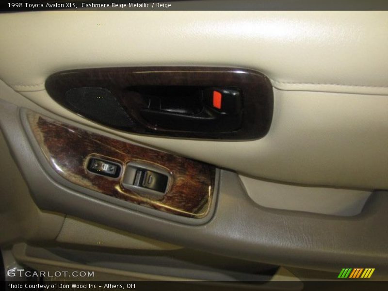 Cashmere Beige Metallic / Beige 1998 Toyota Avalon XLS