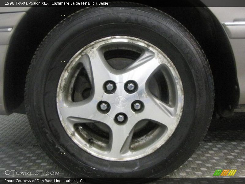 Cashmere Beige Metallic / Beige 1998 Toyota Avalon XLS