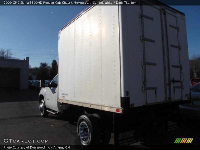 Summit White / Dark Titanium 2009 GMC Sierra 3500HD Regular Cab Chassis Moving Van