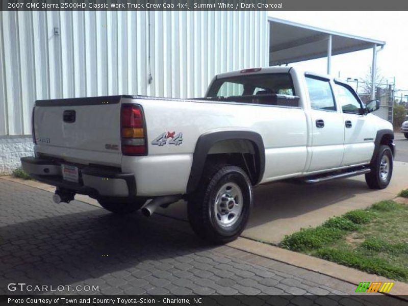 Summit White / Dark Charcoal 2007 GMC Sierra 2500HD Classic Work Truck Crew Cab 4x4