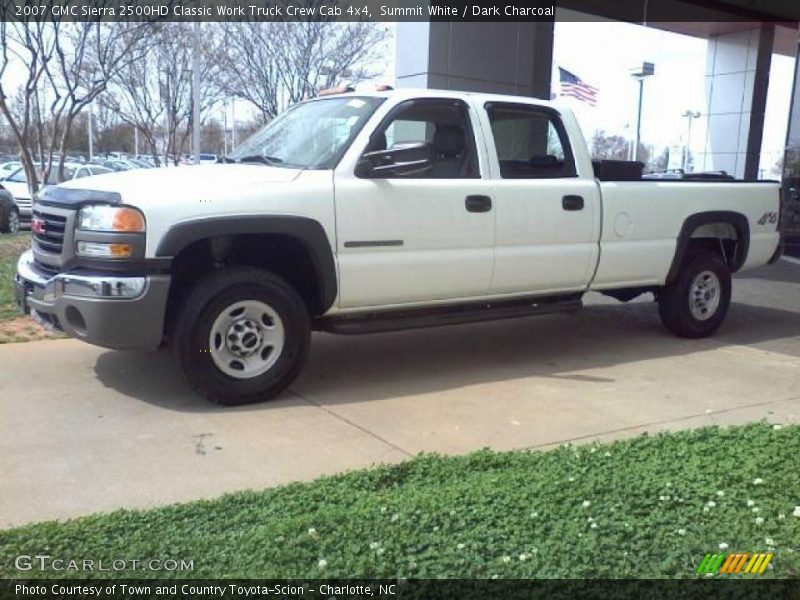 Summit White / Dark Charcoal 2007 GMC Sierra 2500HD Classic Work Truck Crew Cab 4x4