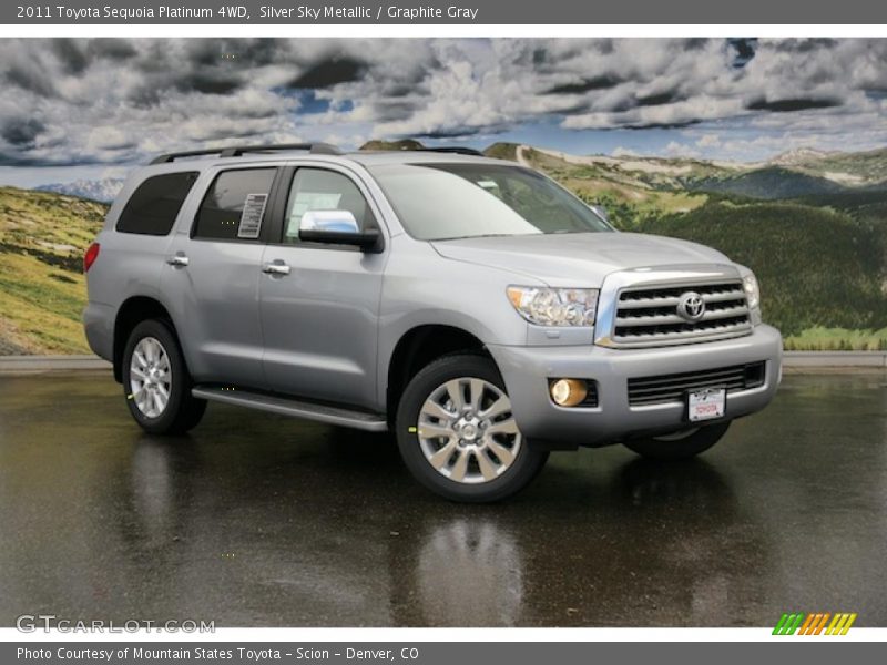 Front 3/4 View of 2011 Sequoia Platinum 4WD