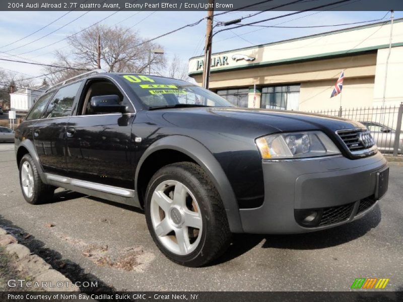 Front 3/4 View of 2004 Allroad 2.7T quattro Avant