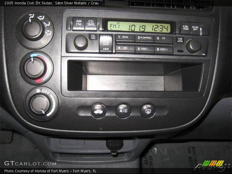 Satin Silver Metallic / Gray 2005 Honda Civic DX Sedan