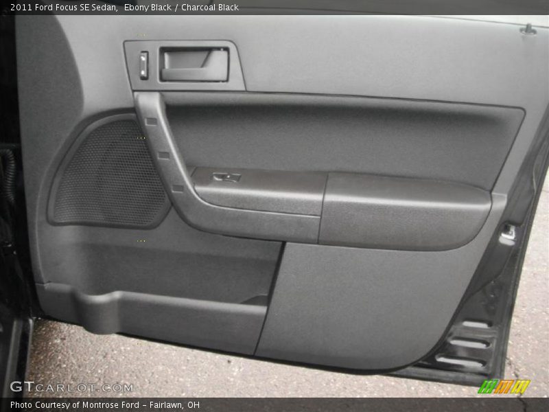 Ebony Black / Charcoal Black 2011 Ford Focus SE Sedan