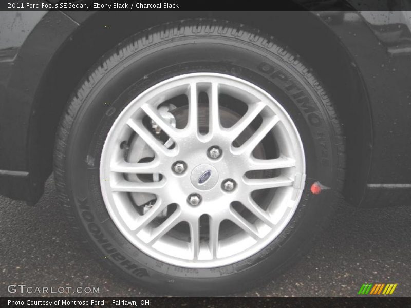 Ebony Black / Charcoal Black 2011 Ford Focus SE Sedan