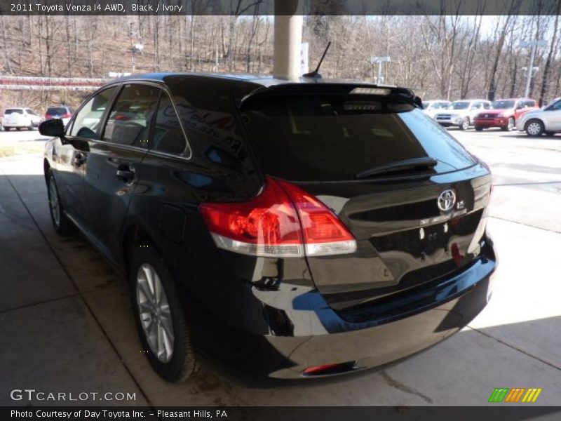 Black / Ivory 2011 Toyota Venza I4 AWD