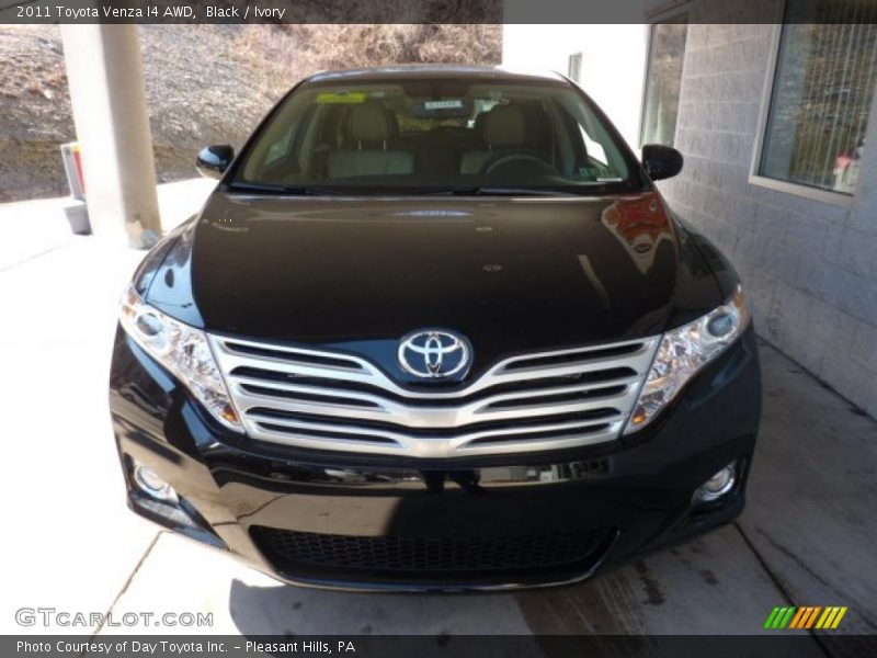 Black / Ivory 2011 Toyota Venza I4 AWD