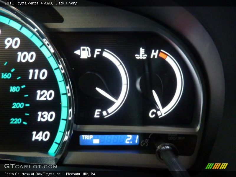 Black / Ivory 2011 Toyota Venza I4 AWD