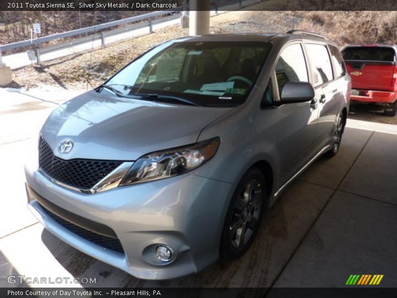 Silver Sky Metallic / Dark Charcoal 2011 Toyota Sienna SE