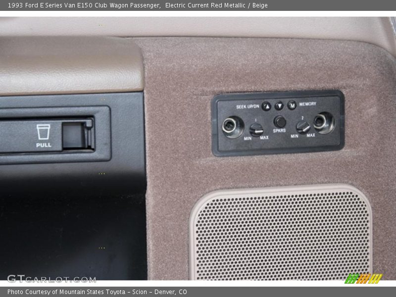 Electric Current Red Metallic / Beige 1993 Ford E Series Van E150 Club Wagon Passenger