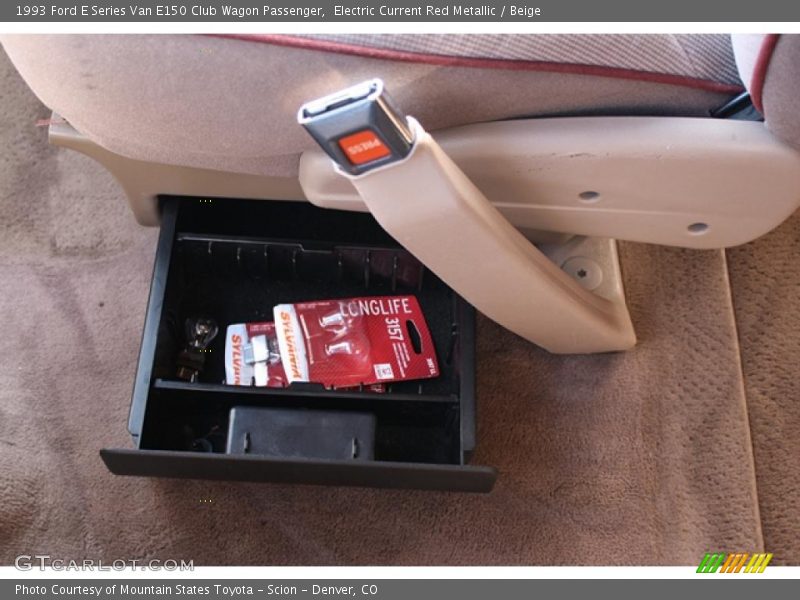Electric Current Red Metallic / Beige 1993 Ford E Series Van E150 Club Wagon Passenger