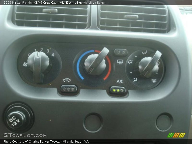 Controls of 2003 Frontier XE V6 Crew Cab 4x4