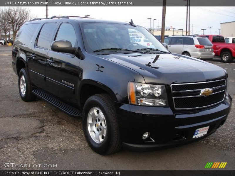 Front 3/4 View of 2011 Suburban LT 4x4