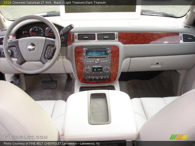 Black / Light Titanium/Dark Titanium 2010 Chevrolet Suburban LT 4x4