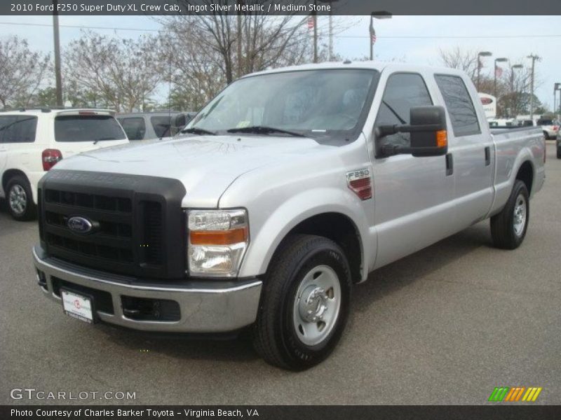 Front 3/4 View of 2010 F250 Super Duty XL Crew Cab