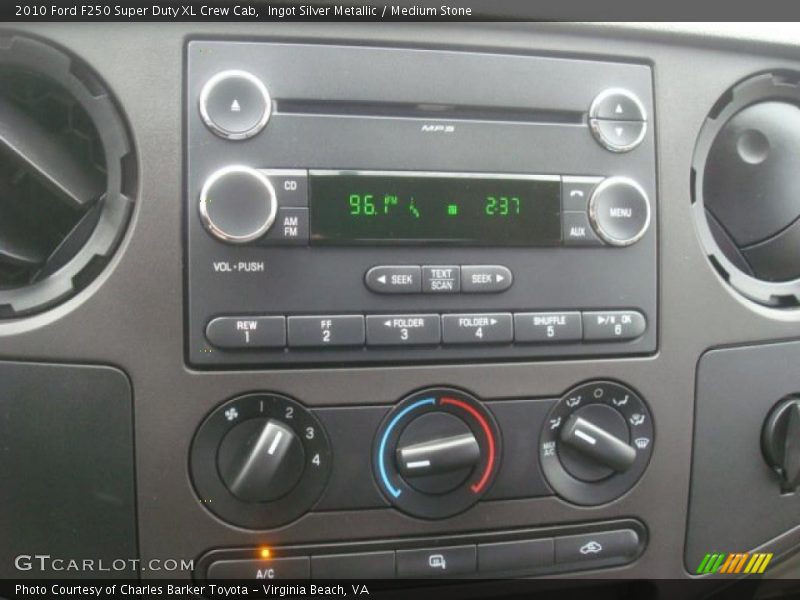 Controls of 2010 F250 Super Duty XL Crew Cab