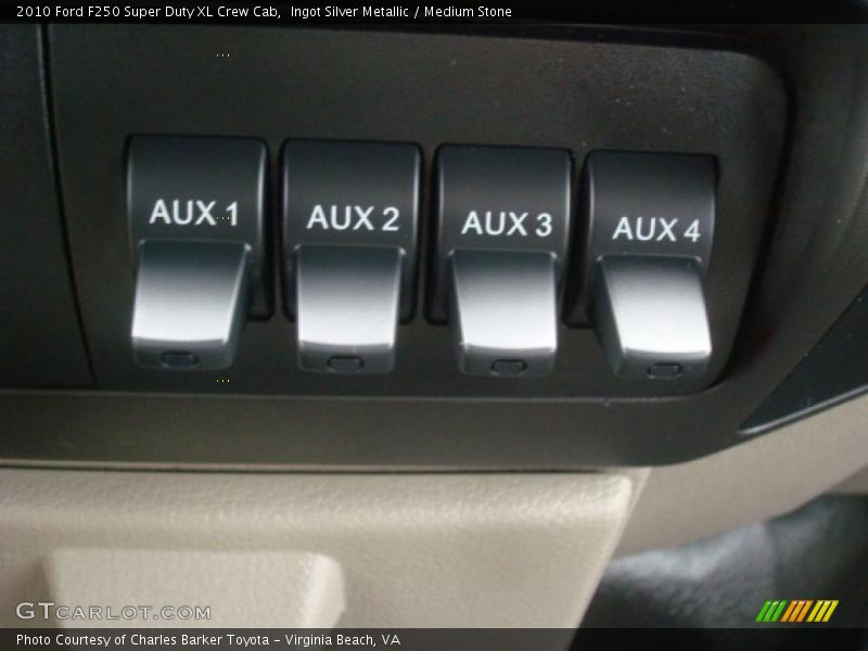Controls of 2010 F250 Super Duty XL Crew Cab