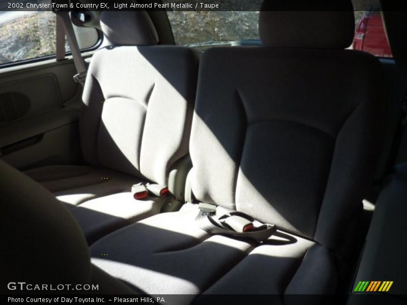 Light Almond Pearl Metallic / Taupe 2002 Chrysler Town & Country EX