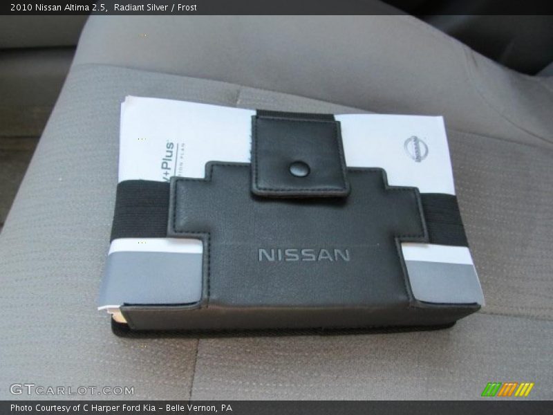 Radiant Silver / Frost 2010 Nissan Altima 2.5