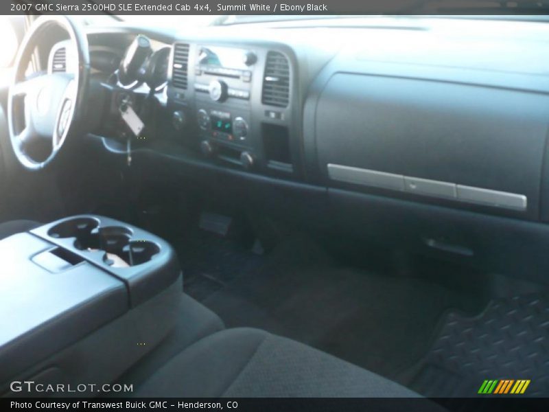 Summit White / Ebony Black 2007 GMC Sierra 2500HD SLE Extended Cab 4x4