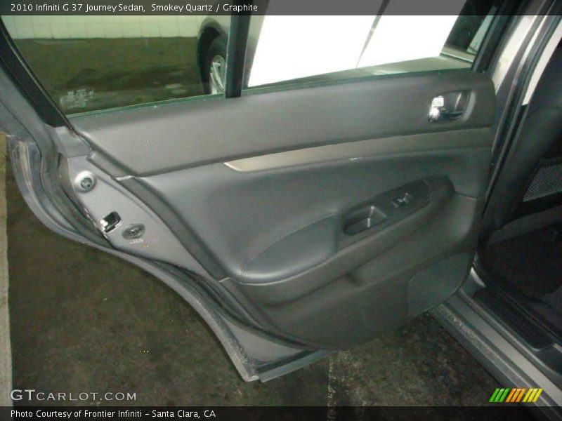 Door Panel of 2010 G 37 Journey Sedan