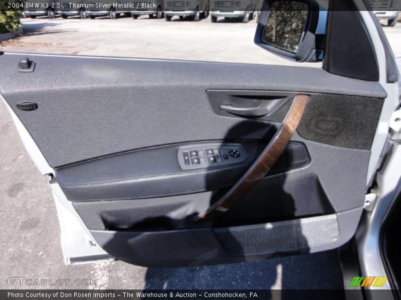 Titanium Silver Metallic / Black 2004 BMW X3 2.5i
