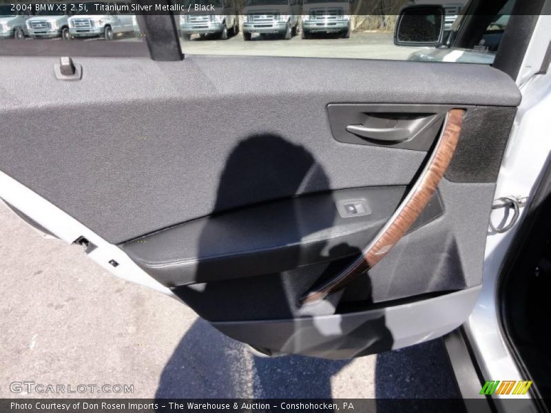 Titanium Silver Metallic / Black 2004 BMW X3 2.5i