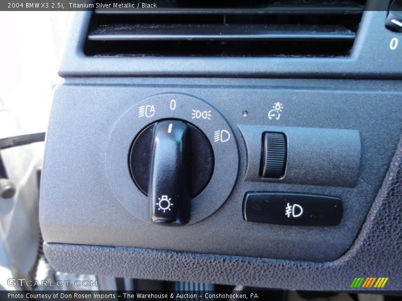 Titanium Silver Metallic / Black 2004 BMW X3 2.5i